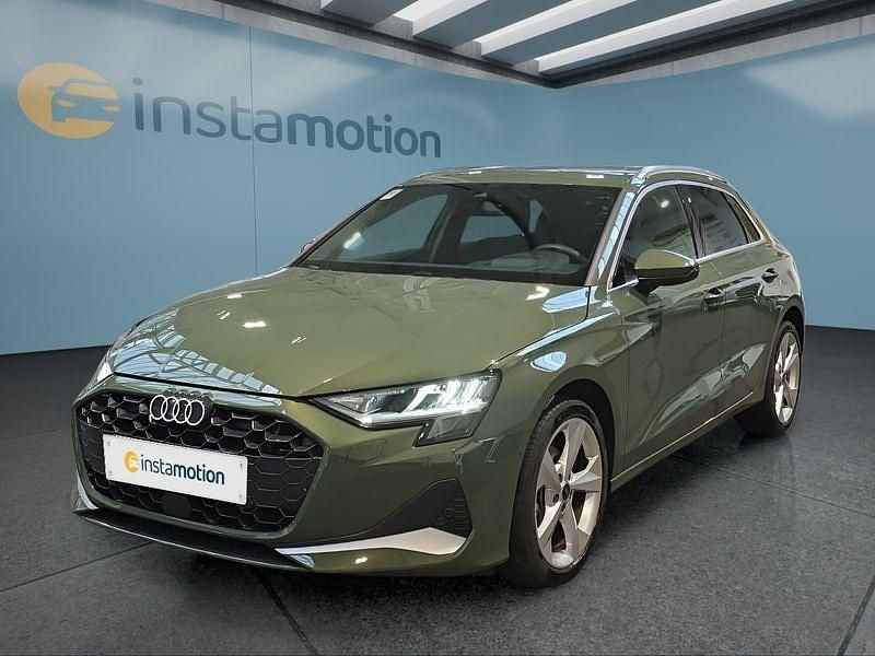 Grün Gebraucht 2025 Audi A3 Sportback Kleinwagen | 32.799 € (Superpreis) - Bild 1/4