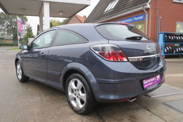 Gebraucht Opel Astra GTC Sport 105 PS (77 kW) 2006 Blau metallic Coupé