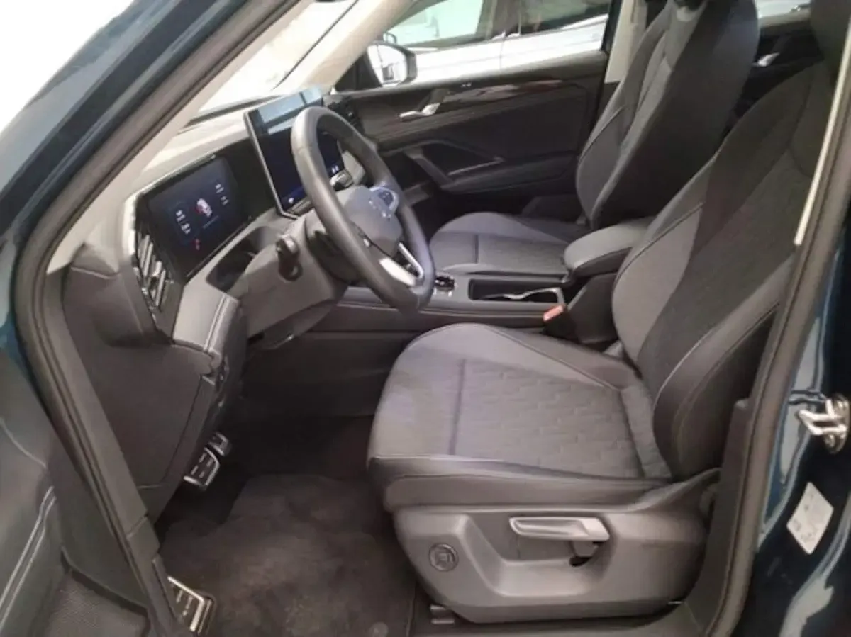 Gebraucht VW Tiguan Goal 150 PS (110 kW) 2025 Blau SUV