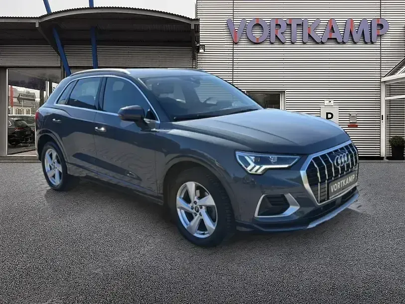 Second-hand Audi Q3 Advanced 150 CP (110 kW) 2022 Gri SUV