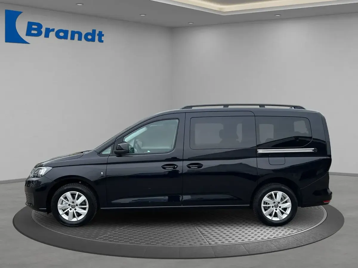 Neu VW Caddy Life 116 PS (85 kW) 2026 Schwarz Van / Kleinbus