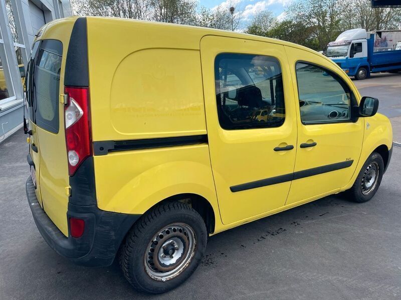 Gebraucht Renault Kangoo Rapid Extra 90 PS (66 kW) 2012 Gelb Van / Kleinbus