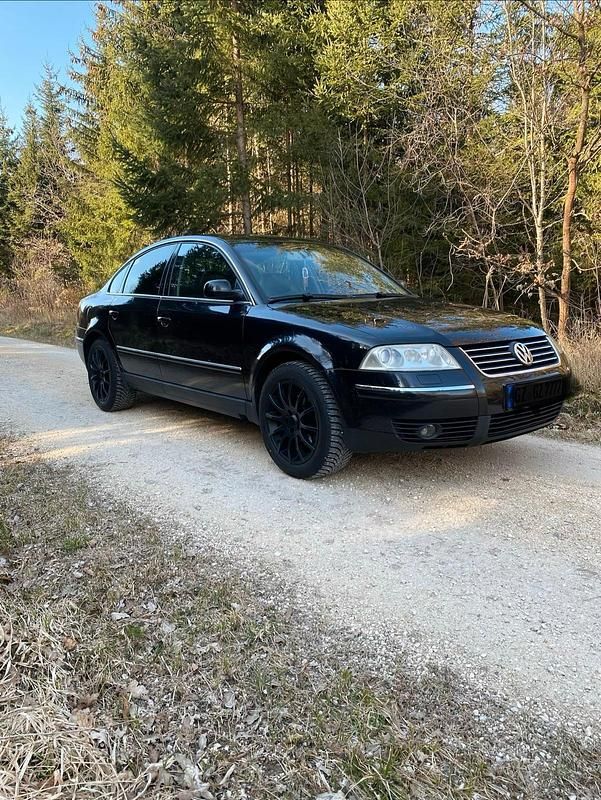 Gebraucht VW Passat 131 PS (96 kW) 2002 Schwarz Limousine