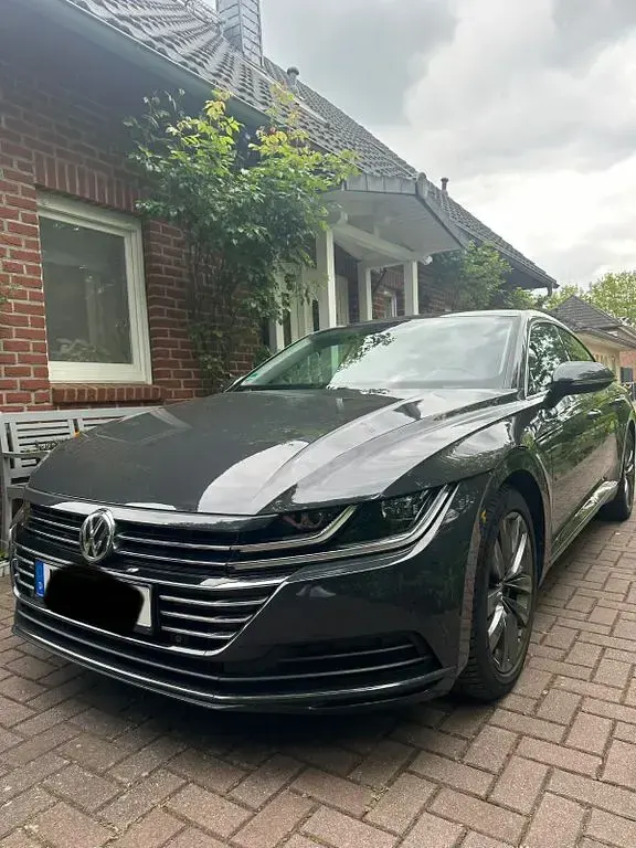 Gebraucht VW Arteon 150 PS (110 kW) 2019 Grau Kleinwagen