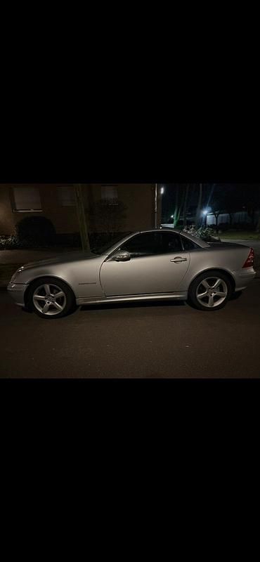 Gebraucht Mercedes SLK200 163 PS (119 kW) 2001 Silber Cabrio