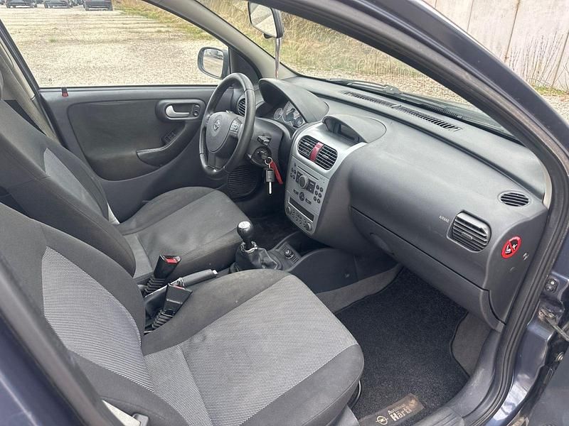Gebraucht Opel Corsa 80 PS (58 kW) 2006 Schwarz Kleinwagen
