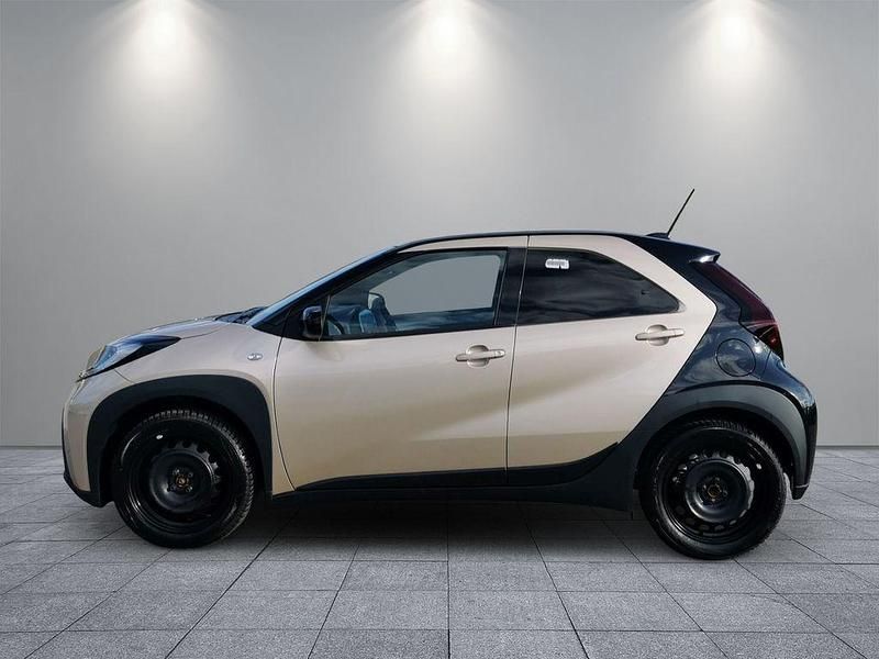 Gebraucht Toyota Aygo X 72 PS (52 kW) 2025 Beige SUV