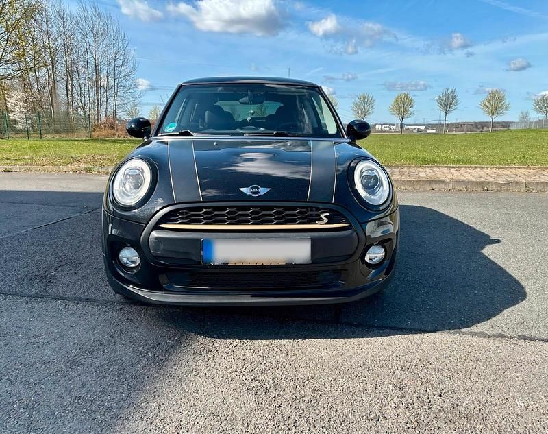 Second-hand Mini ONE 75 CP (55 kW) 2016 Negru Hatchback