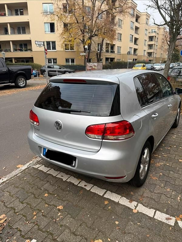 Silber Gebraucht 2011 VW Golf VI Kombi | 4.000 € (Superpreis) - Bild 1/4