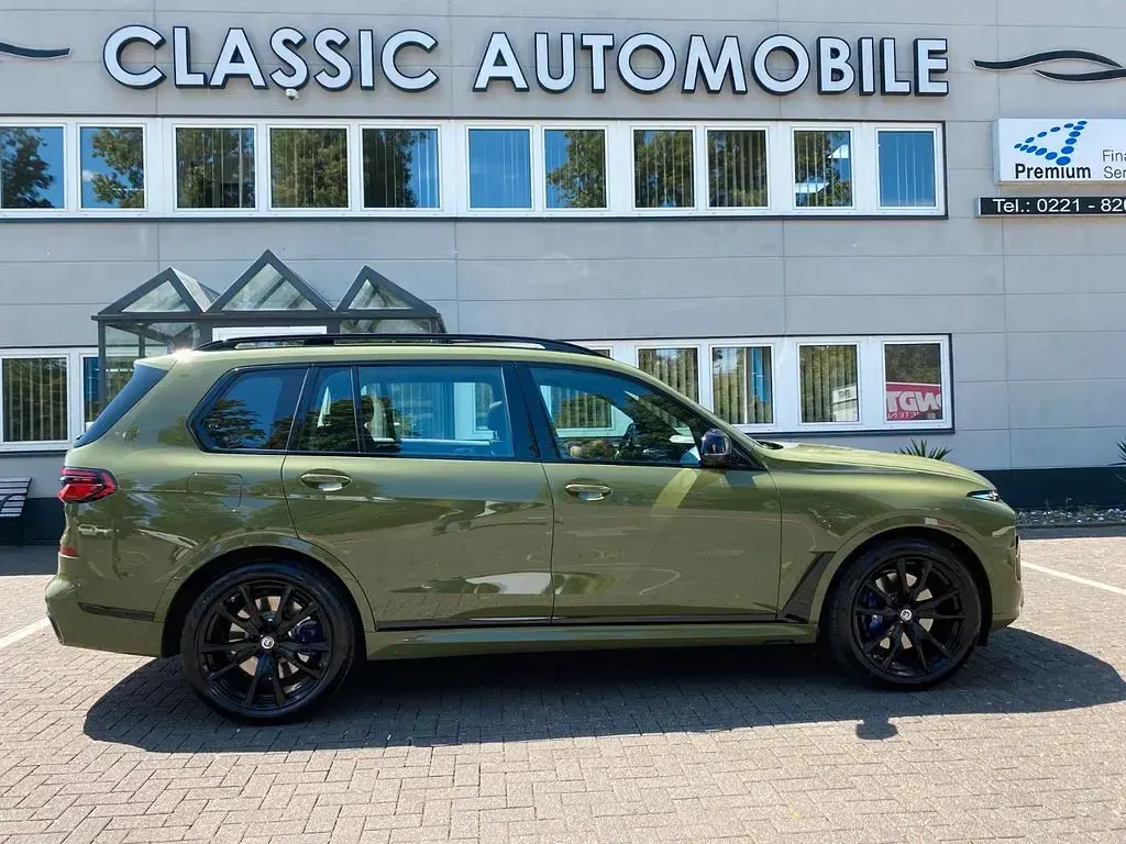 Gebraucht BMW X7 M Sport 530 PS (389 kW) 2022 Grün SUV
