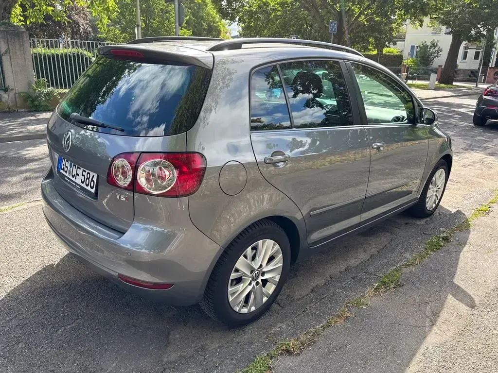 Gebraucht VW Golf Plus Life 122 PS (89 kW) 2013 Grau Van / Kleinbus