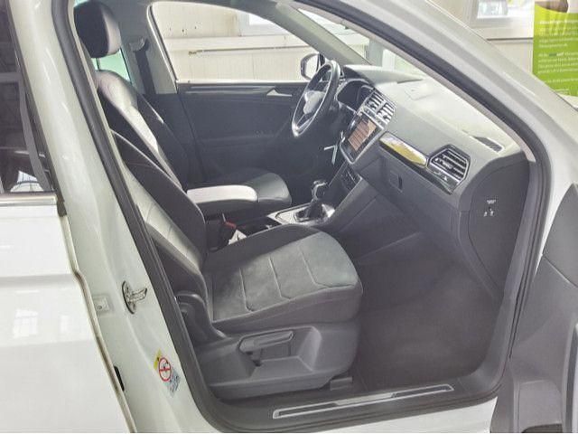 Gebraucht VW Tiguan Elegance 150 PS (110 kW) 2023 Pure white SUV