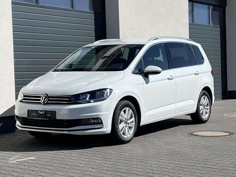 Metallic gegen aufpreis Neu 2025 VW Touran Comfortline Van / Kleinbus | 34.290 € (Guter Preis) - Bild 1/4