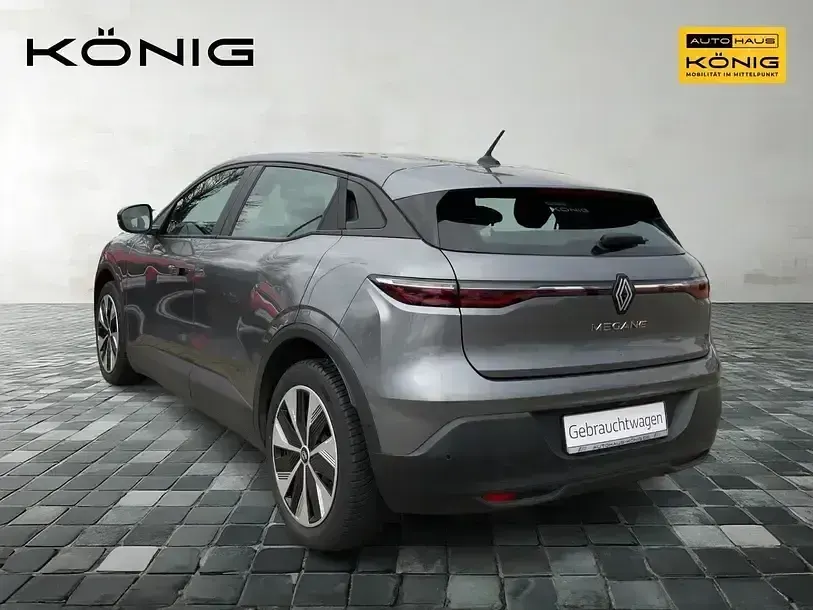 Usado Renault Megane E-Tech Evolution 55 kW (75 HP) 2022 Cinzento Sedan