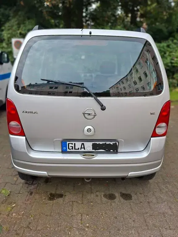 Gebraucht Opel Agila 75 PS (55 kW) 2004 Silber Van / Kleinbus
