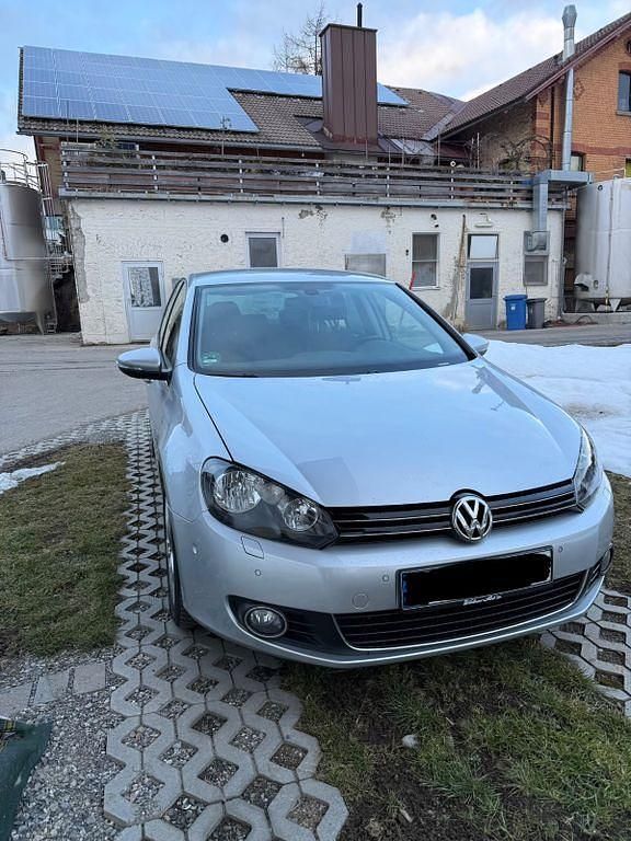 Gebraucht VW Golf Team 105 PS (77 kW) 2010 Silber Limousine