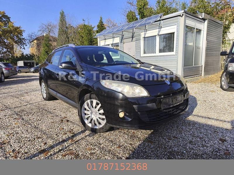 Schwarz Gebraucht 2010 Renault Mégane III Expression Limousine | 3.199 € (Guter Preis) - Bild 1/4
