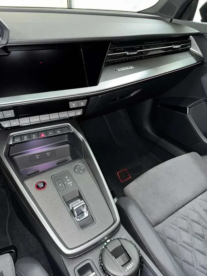 Gebraucht Audi RS3 Performance 400 PS (294 kW) 2023 Grau Limousine