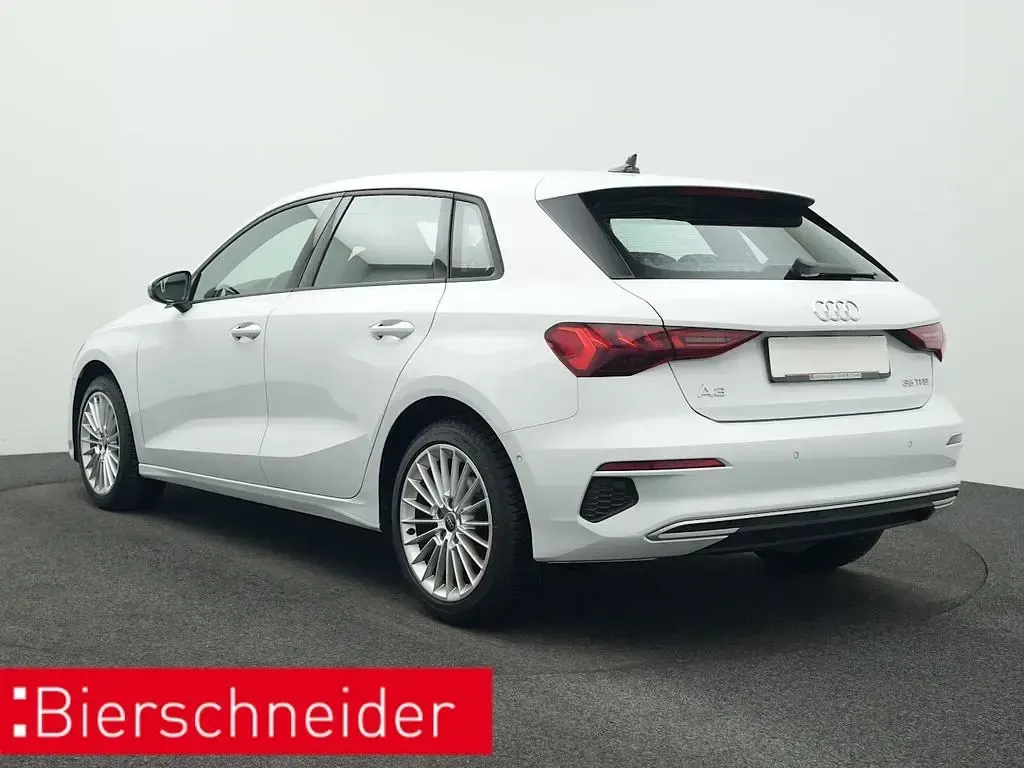 Gebraucht Audi A3 Advanced 150 PS (110 kW) 2023 Weiß Limousine
