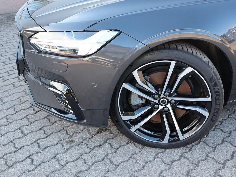 Gebraucht Volvo V90 Ultimate 455 PS (334 kW) 2022 Platinum grey / metallic Kombi