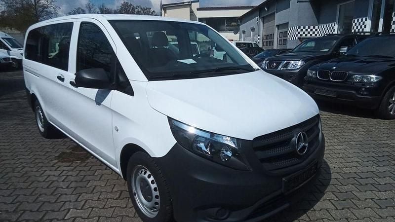 Gebraucht Mercedes Vito 114 PS (83 kW) 2018 Arktikweiß Van