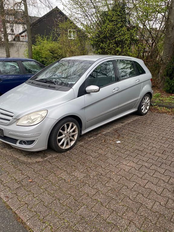 Gebraucht Mercedes B150 95 PS (69 kW) 2005 Van / Kleinbus