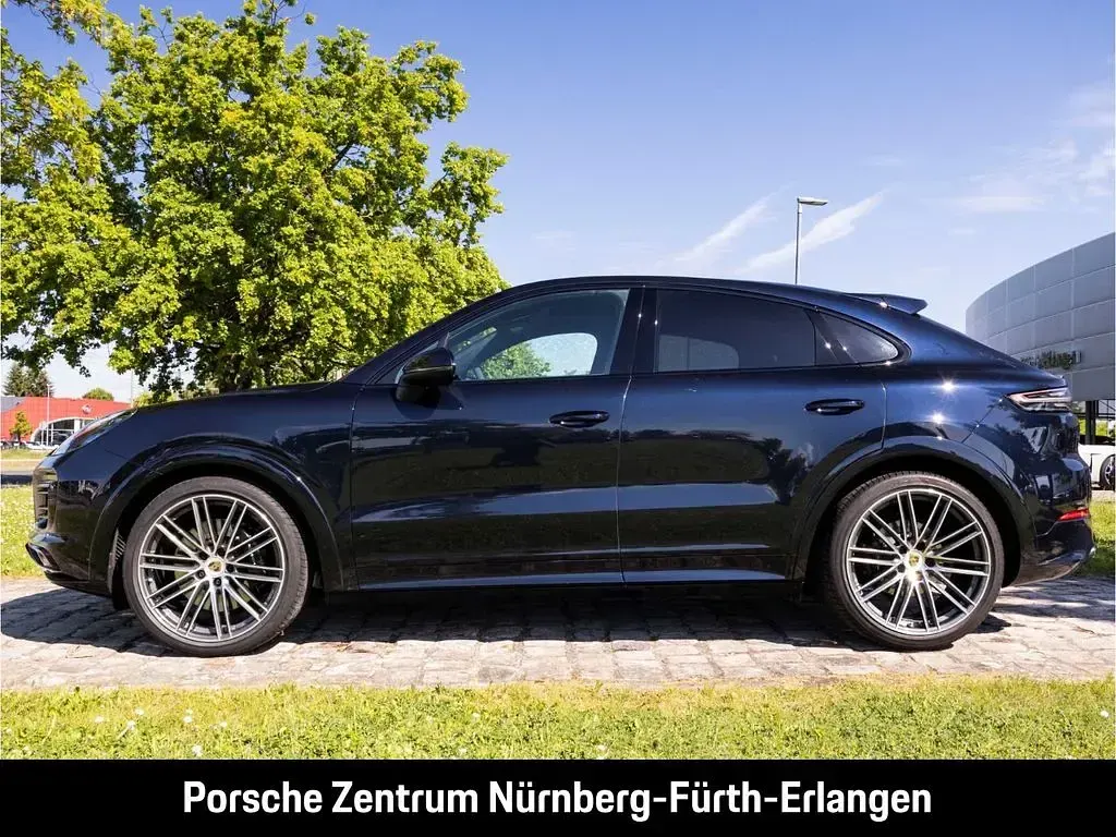 Gebraucht Porsche Cayenne S Platinum Edition 441 PS (324 kW) 2023 Blau SUV
