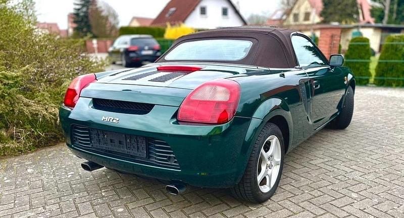 Gebraucht Toyota MR2 Edition 140 PS (102 kW) 2002 Grün Cabrio