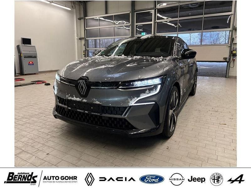 Gebraucht Renault Mégane Techno 160 kW (218 PS) 2022 Dolomitgrau metallic, dach in black pea (metallic) Limousine