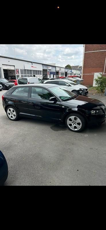 Schwarz Gebraucht 2004 Audi A3 Coupé | 3.900 € (Fairer Preis) - Bild 1/4