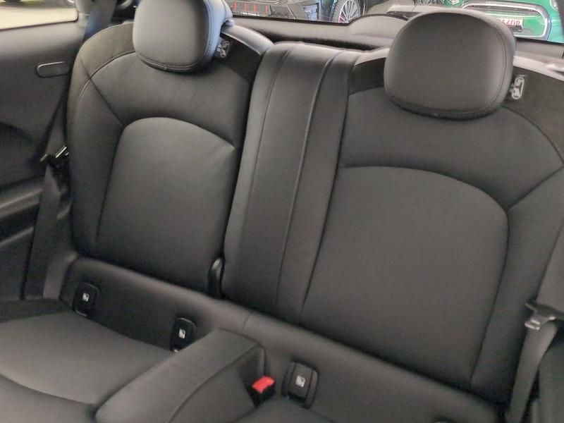 Gebraucht Mini Cooper SE 135 kW (184 PS) 2021 Schwarz Kleinwagen