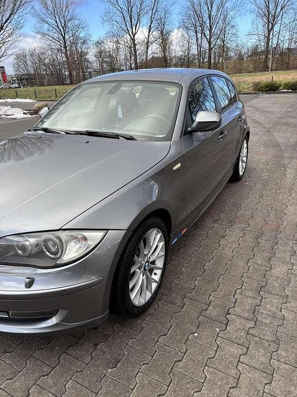 Gebraucht BMW 118 143 PS (105 kW) 2011 Kleinwagen