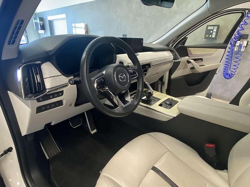 Gebraucht Mazda CX-60 Takumi-Line 254 PS (186 kW) 2023 Rhodium white (metallic) SUV