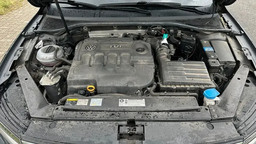Gebraucht VW Passat Comfortline 150 PS (110 kW) 2016 Grau Kombi