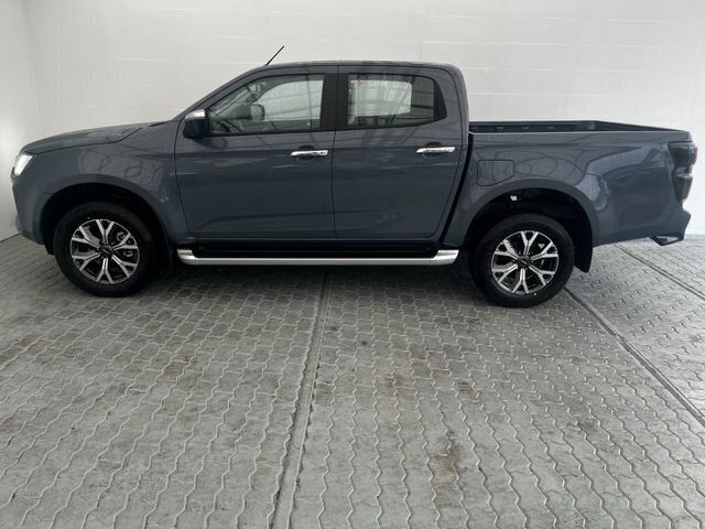 Gebraucht Isuzu D-Max 163 PS (119 kW) 2022 Andere farbe Abholung