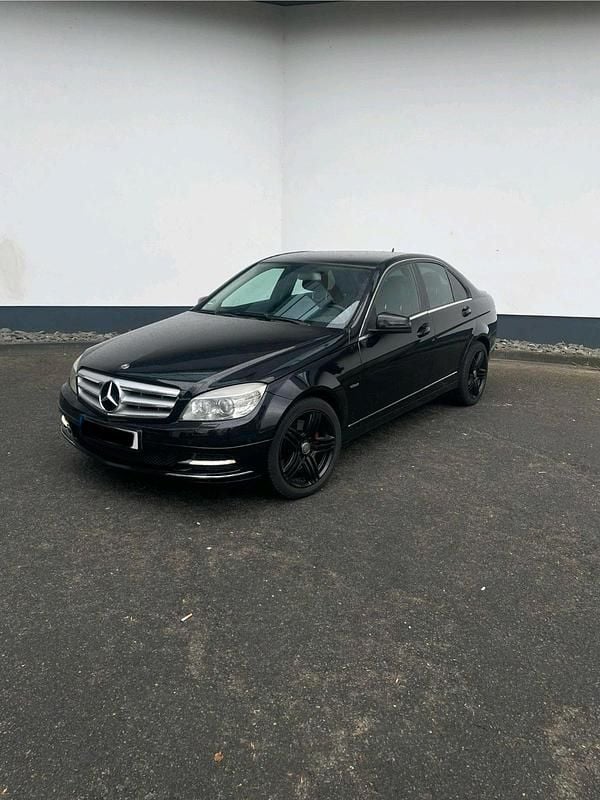 Gebraucht Mercedes C350 265 PS (194 kW) 2010 Schwarz Limousine