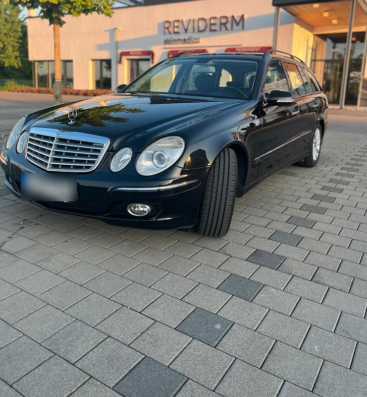 Schwarz Gebraucht 2007 Mercedes E280 Elegance Kombi | 4.500 € (Fairer Preis) - Bild 1/4