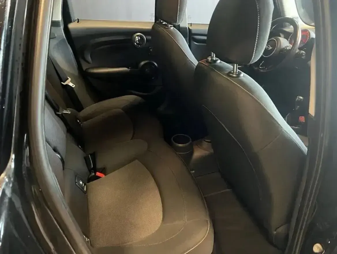 Gebraucht Mini Cooper 136 PS (100 kW) 2016 Schwarz Kleinwagen