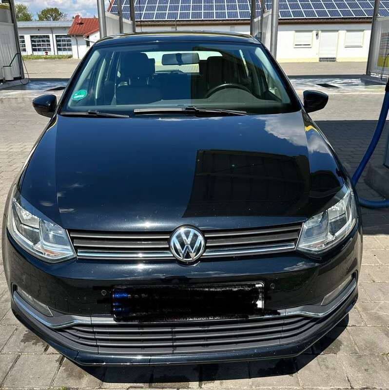 Schwarz Gebraucht 2016 VW Polo Comfortline Kleinwagen | 6.999 € (Fairer Preis) - Bild 1/4