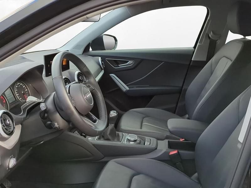 Gebraucht Audi Q2 Ambiente 150 PS (110 kW) 2022 Brillantschwarz SUV