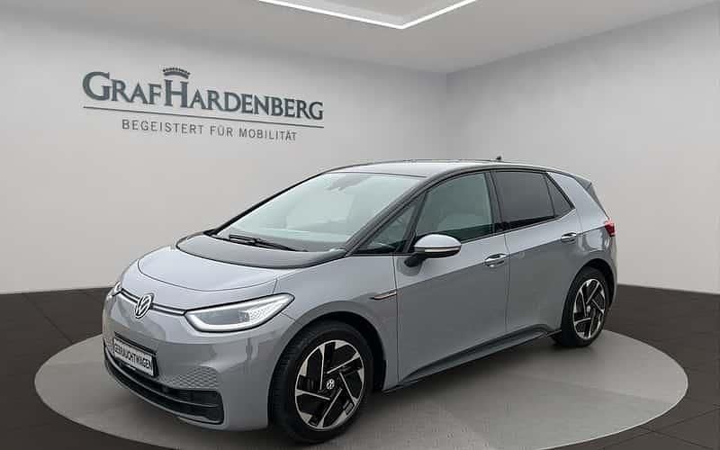 Grau Gebraucht 2021 VW ID.3 Pro Performance Kleinwagen | 22.900 € (Fairer Preis) - Bild 1/4