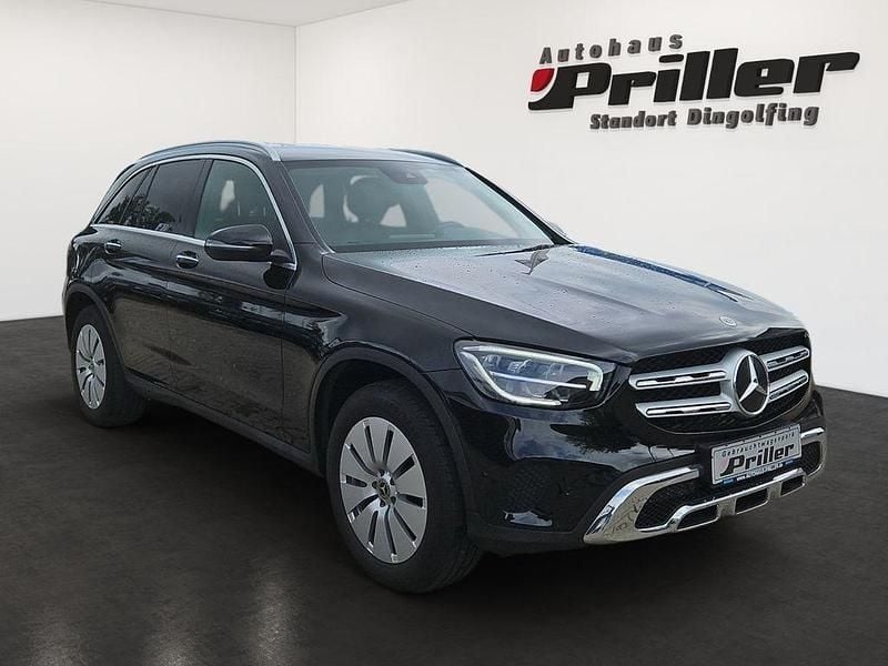 Gebraucht Mercedes GLC400d 330 PS (242 kW) 2021 Schwarz SUV