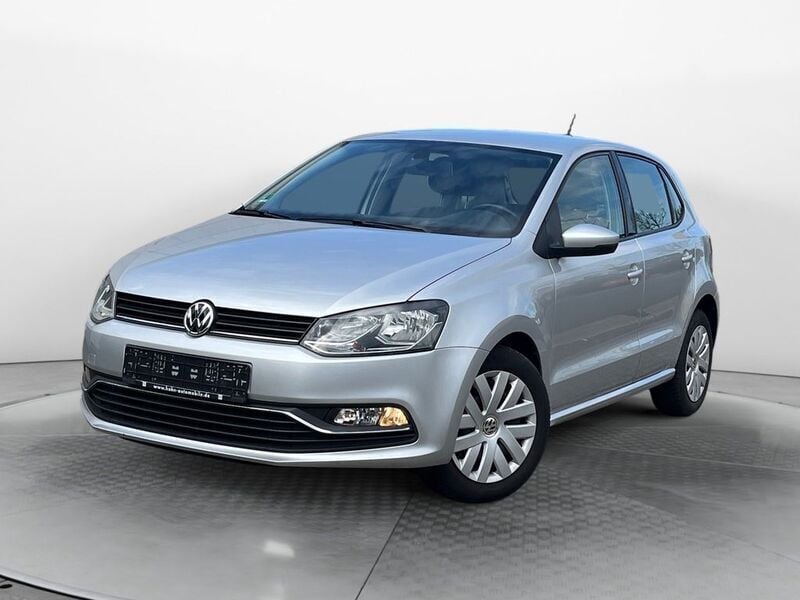 Silber Gebraucht 2016 VW Polo Comfortline Limousine | 8.900 € (Guter Preis) - Bild 1/4