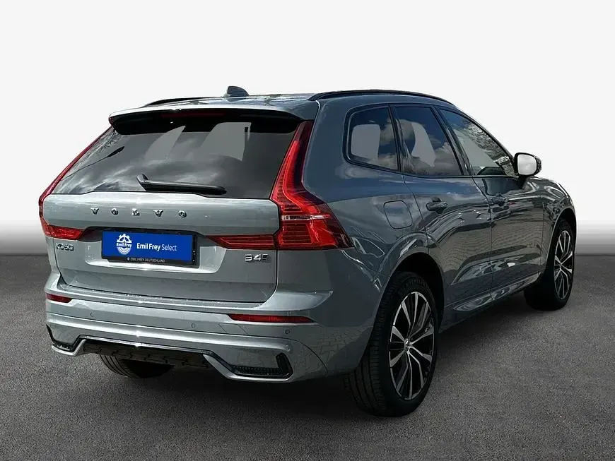 Gebraucht Volvo XC60 Plus 197 PS (144 kW) 2022 Grau SUV