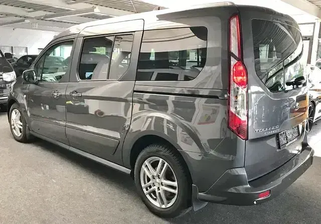 Gebraucht Ford Tourneo Titanium 140 PS (102 kW) 2022 Grau Van / Kleinbus