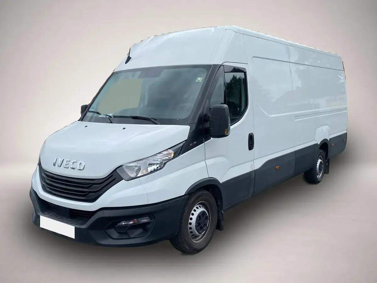 Gebraucht Iveco Daily 156 PS (114 kW) 2023 Manufacturer