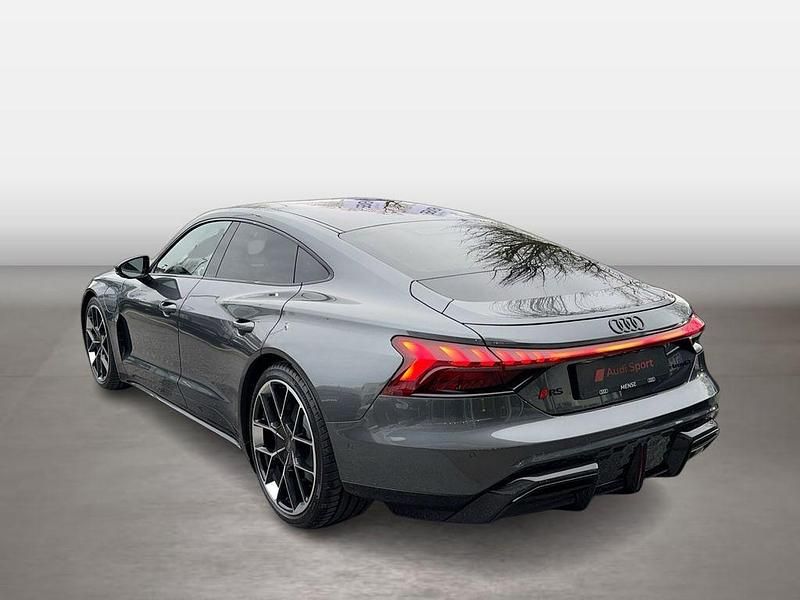 Neu Audi e-tron GT quattro Performance 620 kW (843 PS) 2026 Daytonagrau perleffekt Limousine