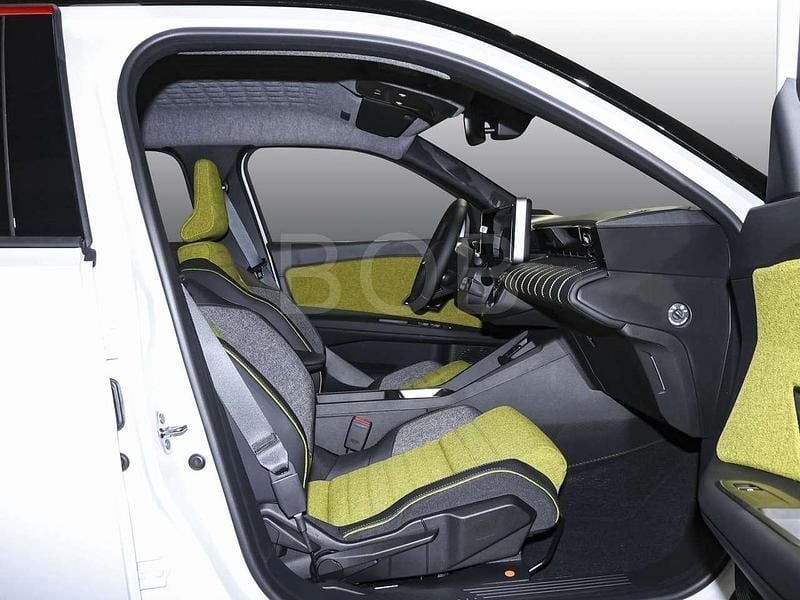 Usata Renault R5 Iconic 89 kW (122 CV) 2025 Bianco Utilitaria