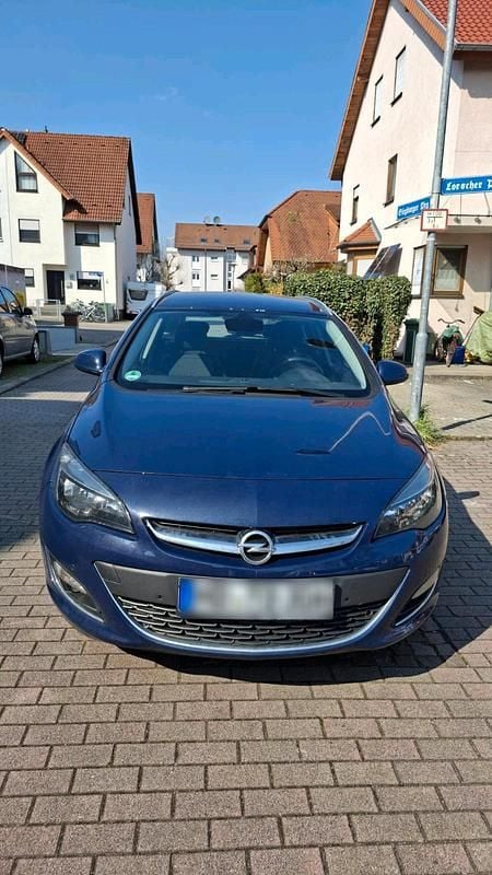 Gebraucht Opel Astra Eco 140 PS (102 kW) 2015 Blau Kombi