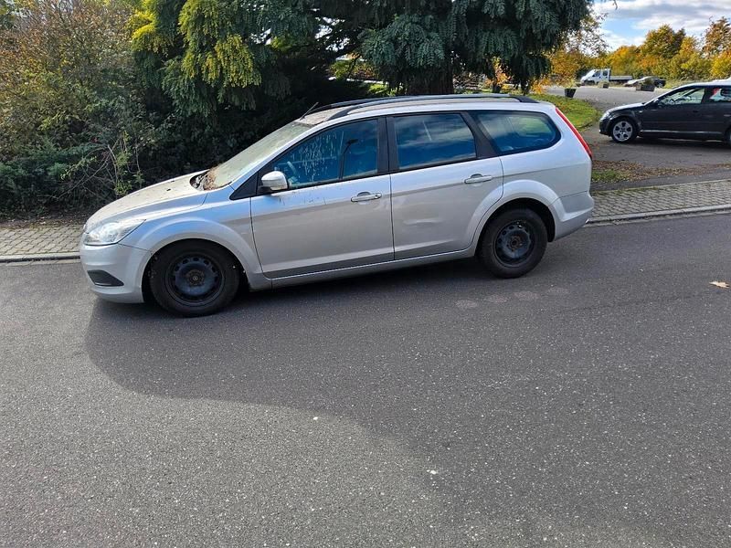 Gebraucht 2010 Ford Focus Kombi | 1.150 € (Superpreis) - Bild 1/4
